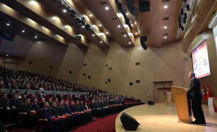 Milli Savunma Bakanı Hulusi Akar, “Kararlı mücadele sonucunda terör örgütünde