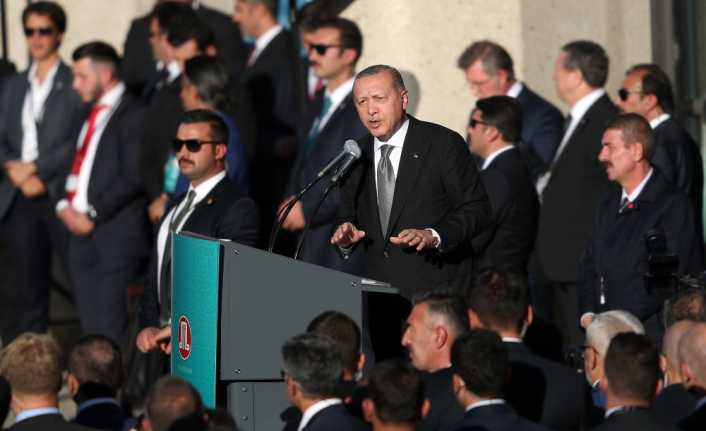 Almanya’da cami açılışında konuşan Cumhurbaşkanı Recep Tayyip Erdoğan, “Adı ne