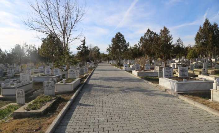 Terzibaba Mezarlığı içerisinde kilit parke yol, içme suyu, alt yapı