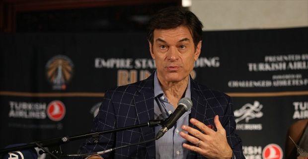 ABD'de yaşayan ünlü Türk cerrah Dr. Mehmet Öz'ün oynadığı THY'nin