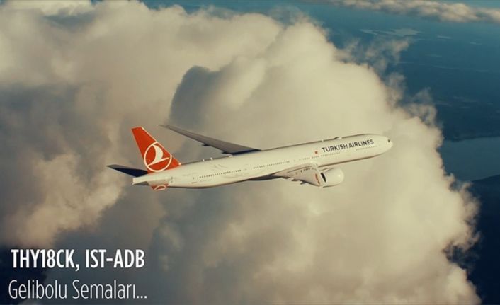 THY'nin İstanbul-İzmir seferini yapan tarifeli uçağı, 18 Mart Şehitleri Anma