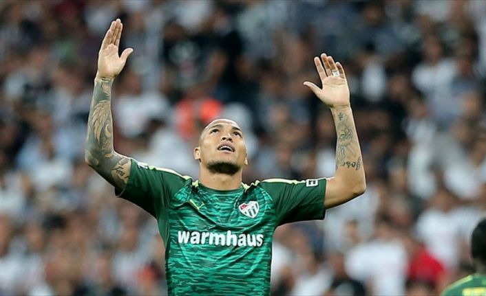 Bursaspor'un Brezilyalı savunma oyuncusu Titi, "Ligin sonuna kadar daha fazla