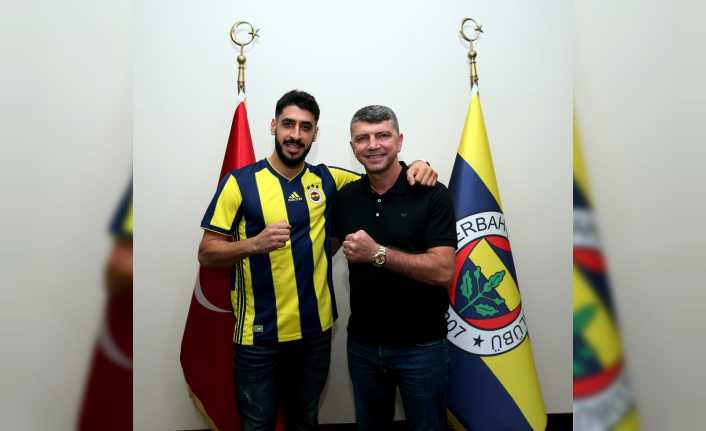 Galatasaray’dan ayrılan Tolga Ciğerci, Fenerbahçe’ye transfer oldu. 