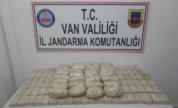 Van’ın Saray ilçesinde jandarma ekiplerince yapılan çalışmalar sonucunda yerin altına
