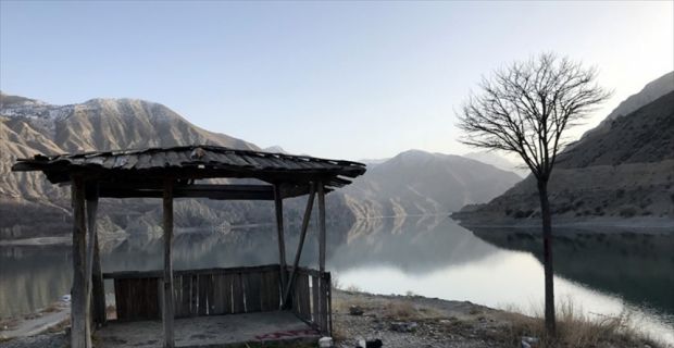 Erzurum'un "sakin şehir" statüsündeki Uzundere ilçesinde yer alan, doğal güzellikleriyle