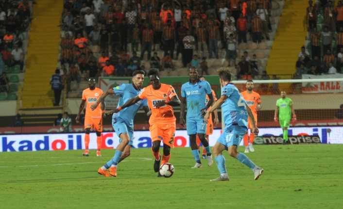 Spor Toto Süper Lig’in 5. hafta maçında Aytemiz Alanyaspor sahasında