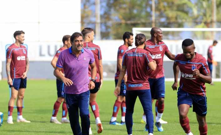 Trabzonspor Teknik Direktörü Ünal Karaman, bordo-mavili takımın geçtiğimiz sezon yaşadığı