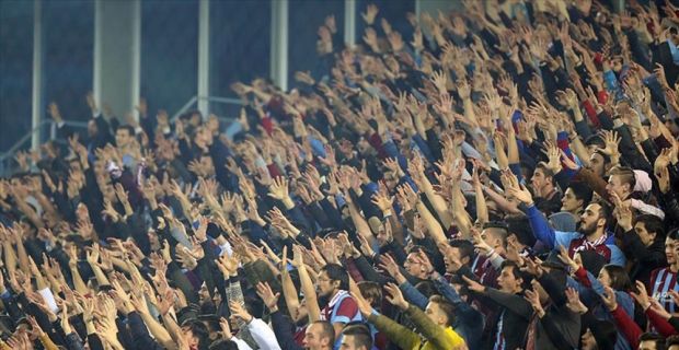 Süper Lig'de Atiker Konyaspor ile deplasmanda 2-2 berabere kalan Trabzonspor'da,