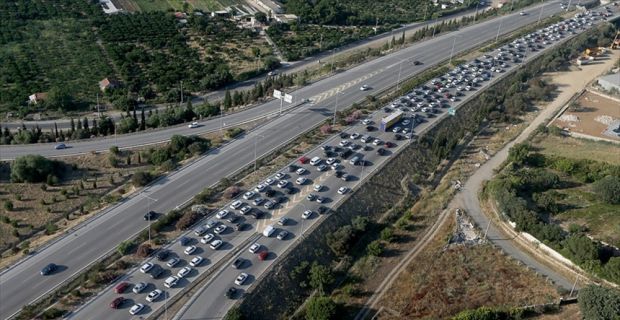 Türkiye'de trafiğe kayıtlı araç sayısı, son 10 yılda yüzde 70,6