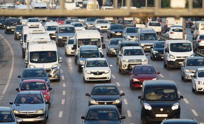 Trafiğe kayıtlı araç sayısı Şubat ayı sonu itibarıyla 22 milyon
