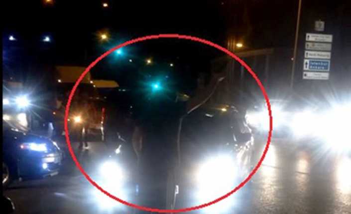 Kocaeli’nin Gebze ilçesinde belediye ve emniyet müdürlüğüne yakın bir yerde