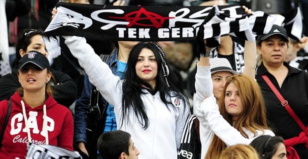 Futbolda bu sezon tribünlere giden kadın taraftar sayısı, geçen yıla