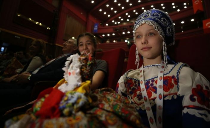 Bu yıl Bursa'da gerçekleştirilecek "TRT Uluslararası 23 Nisan Çocuk Şenliği"