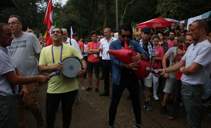 Rize’de düzenlenen Fındıklı Çağlayan Yeşil Vadi Festivali kapsamında 8 ülkeden