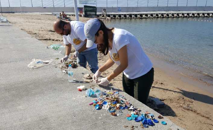 Uluslararası Kıyı Temizliği Gününde tüm dünya, “temiz deniz” için harekete