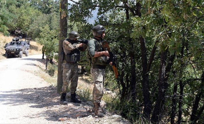 Teröristlerin, SİHA atışı ve bölgedeki unsurlarca etkisiz hale getirildiği bildirildi