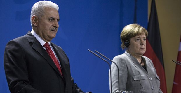 Başbakan Yıldırım, "Türkiye-Almanya ilişkilerinde hassasiyetimiz belli. PKK terör örgütüdür, PYD/YPG