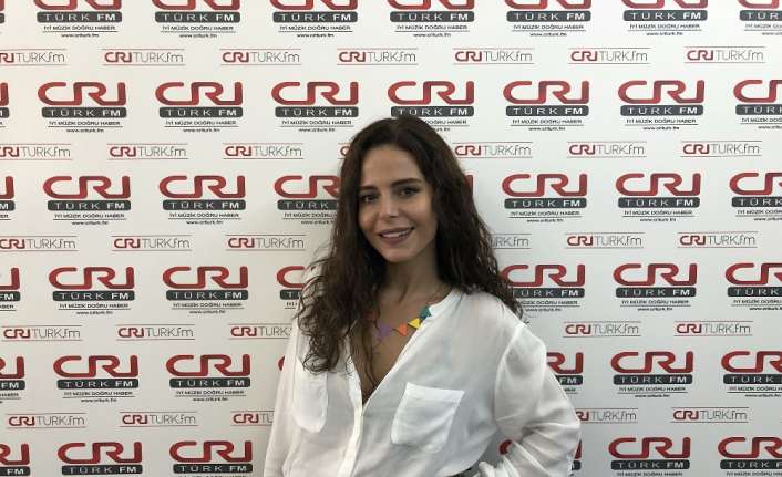 Ünlü şarklıcı Simge, katıldığı radyo programında Türkiye’nin Eurovision’a katılmamasına çok