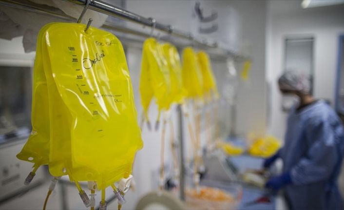 Türk Tıbbi Onkoloji Derneği Başkanı Gümüş, "Türkiye'de kansere harcanan ilaç