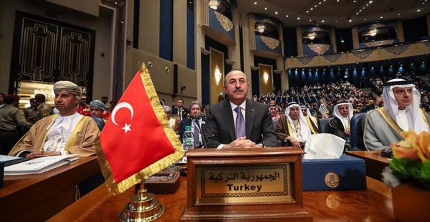 Dışişleri Bakanı Çavuşoğlu, Irak'ın yeniden imarı için Türkiye'nin 5 milyar
