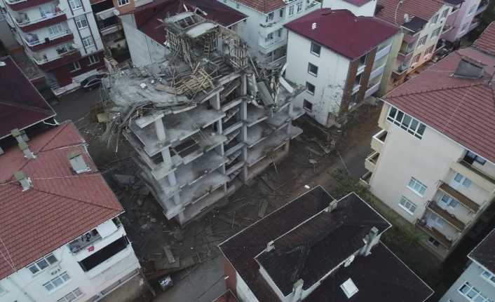 Tuzla’da 7 ve 8’inci katına betonu atılan inşaat halindeki binada