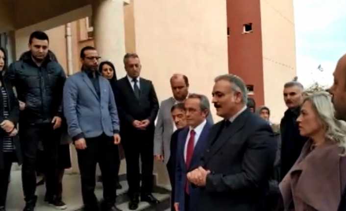 İstanbul Tuzla’da bir öğretmen, bir veli tarafından darp edildi. Okula