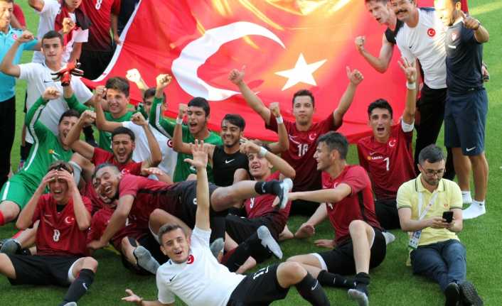 U21 İşitme Engelliler Avrupa Futbol Şampiyonası’nda Türkiye, finalde Ukrayna’yı 4-0