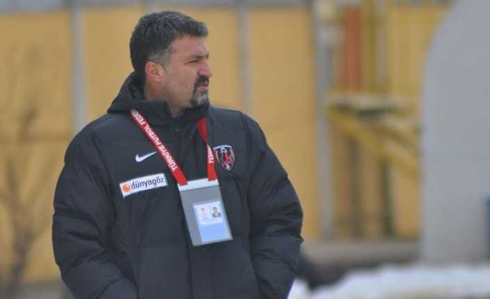 Bölgesel Amatör Lig 3. Grupta Mücadele eden Erzincan Ulalarspor’da Teknik