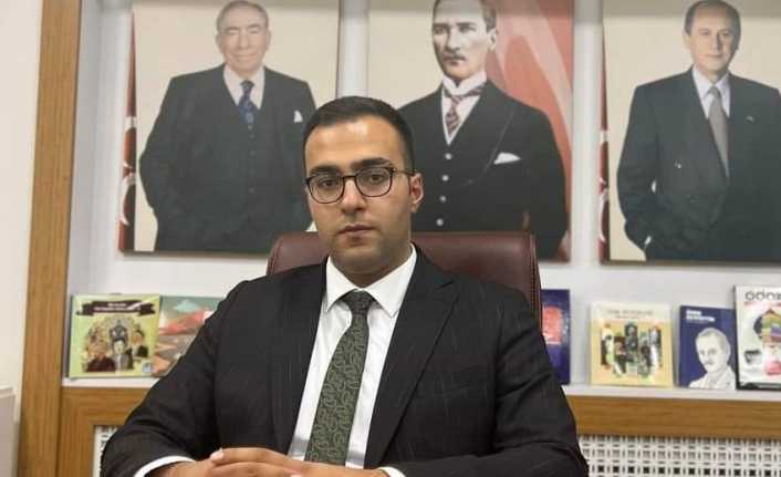 Ülkü Ocakları Başkanlığına İşbar Atandı Ülkü Ocakları Erzincan İl Başkanlığına Avukat Burak Serhat İşbar atandı.