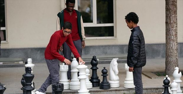 Türkiye Diyanet Vakfınca, Türkiye'de eğitim görmek isteyen öğrencilere yönelik düzenlenen