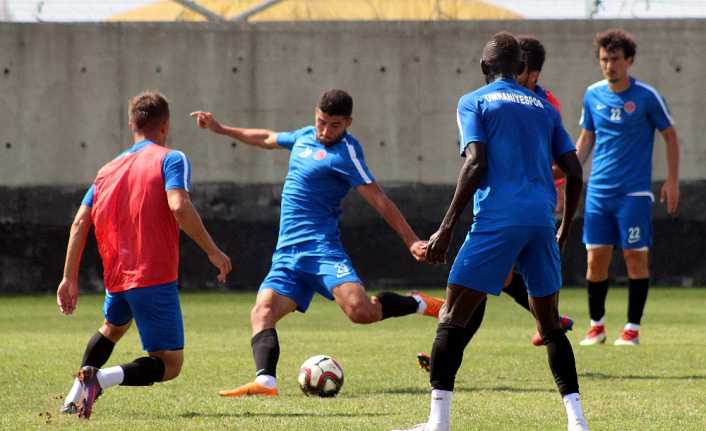 Ümraniyespor, Spor Toto 1. Lig’in 3. haftasında karşılaşacağı Boluspor maçının