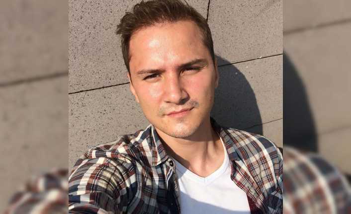 Çorum’un İskilip ilçesinde bir üniversite öğrencisi kaldığı evde ölü bulundu.
