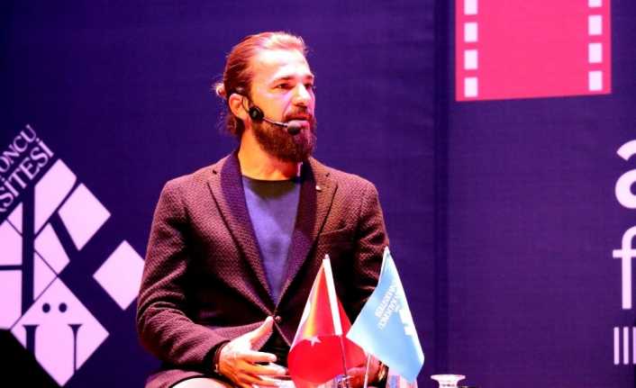 Aralarında çok sayıda ünlü isimin bulunduğu 58 kişinin sosyal medya