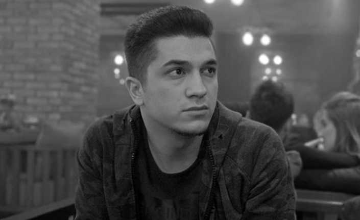Bağcılar’da bir stüdyoda elektrik kontağından çıkan yangında ünlü youtuber Emre