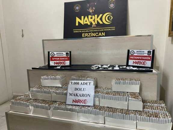 Erzincan'da narkotik polislerince yapılan operasyonlarda, 5,69 gram metamfetamin, 2,01 gram