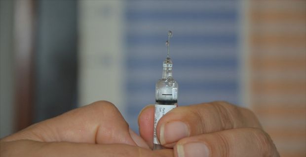 Uzmanlar, son günlerde basın yayın organlarına yansıyan, aşı ve aşı