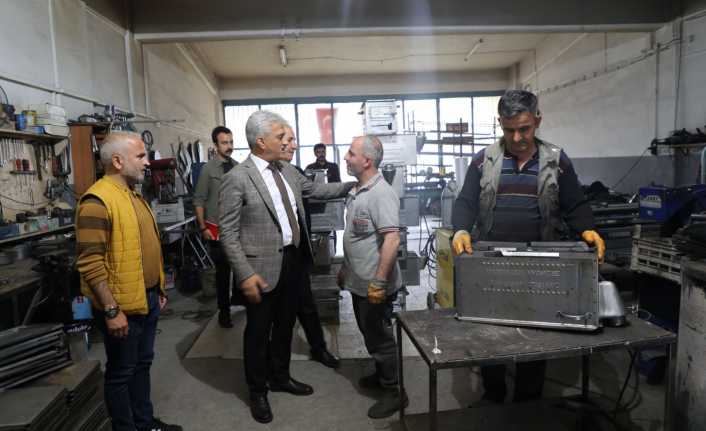 Erzincan Valisi Mehmet Makas, Yeni Sanayi Sitesi Esnafını Ziyaret Etti