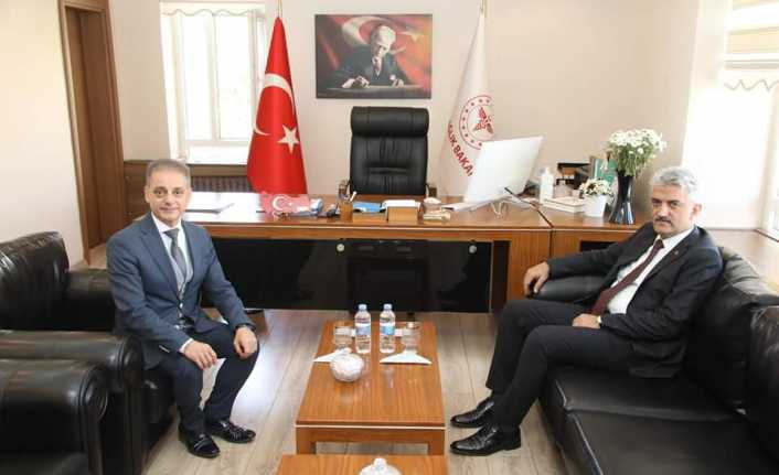 Erzincan Valisi Mehmet Makas, Sağlık İl Müdürü Dr. Cihan Tekin