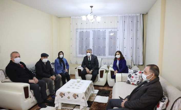 Erzincan Valisi Mehmet Makas ve Eşi Hanımefendi Elif Makas, aile