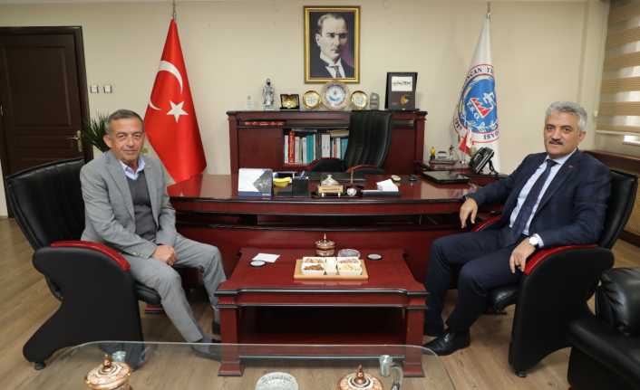 Erzincan Valisi Mehmet Makas, Erzincan TSO Başkanına Hayırlı Olsun Ziyaretinde