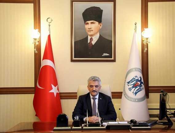 Erzincan Valisi Mehmet Makas, yeni yıl münasebetiyle bir mesaj yayımladı