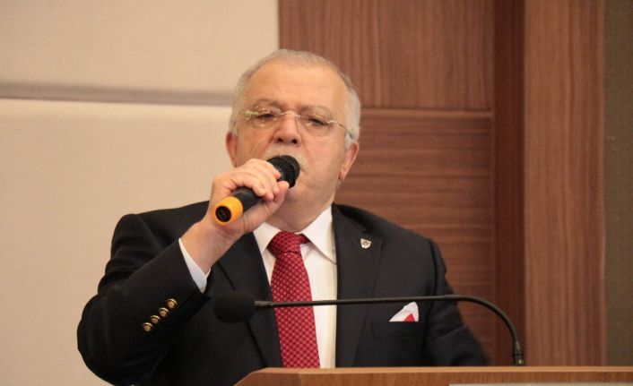 Yaş haddi nedeniyle emekliye ayrılan Kırşehir Valisi Necati Şentürk, 17