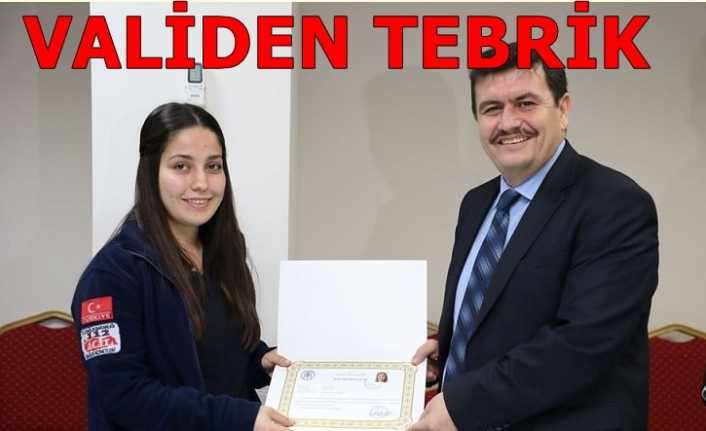 Validen Tebrik Erzincan 112 Acil Sağlık Ekipleri, vakalara ulaşmadaki hızı ile dikkat