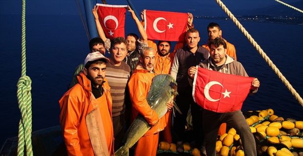 TSK'nın Afrin'de yürüttüğü Zeytin Dalı Harekatı'nda görev alan askerlere vatandaşların