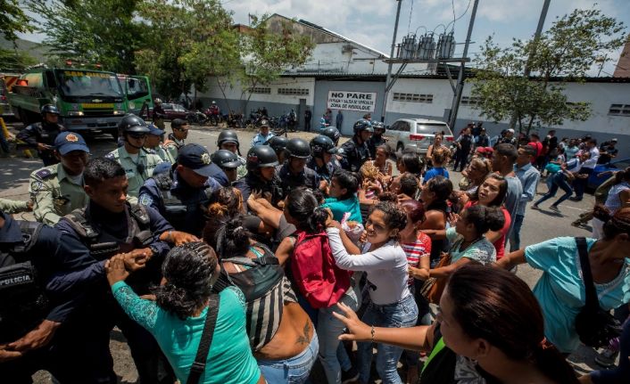 Venezuela’nın Carabobo eyaletinde bir polis karakolunda çıkan ayaklanma sırasında meydana