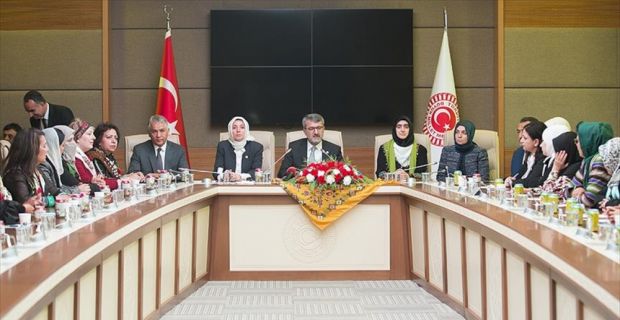 Aralarında Ukrayna, Afganistan ve Pakistan'dan milletvekillerinin de bulunduğu heyet, TBMM