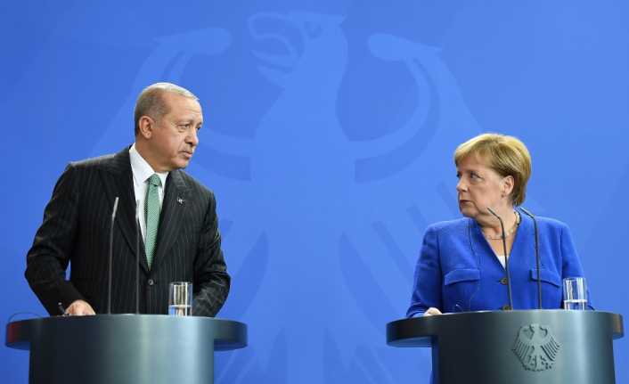 Cumhurbaşkanı Recep Tayyip Erdoğan, Almanya Şansölyesi Angela Merkel ile düzenlediği