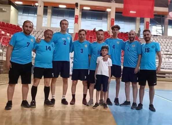 Kurumlar arası Voleybol Turnuvasında