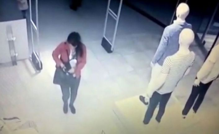 İstanbul Kağıthane’de kadın hırsız, AVM’nin girişindeki X-Ray cihazında unutulan cep