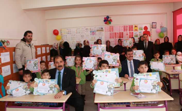Yaşasın tatil Erzincan’da 2018-2019 eğitim öğretim yılının birinci dönemi sona erdi. Okul
